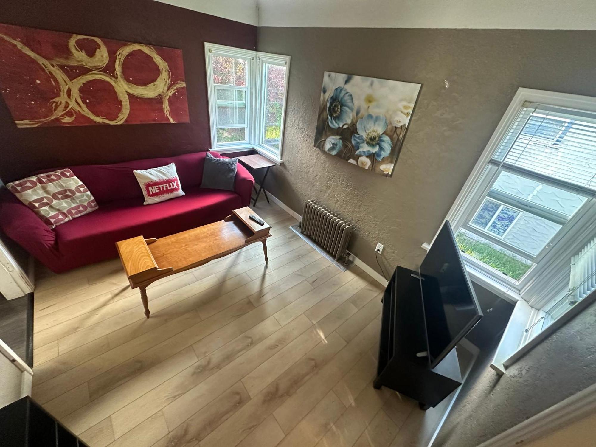 Artistic Apartment Near Downtown Βικτώρια Εξωτερικό φωτογραφία