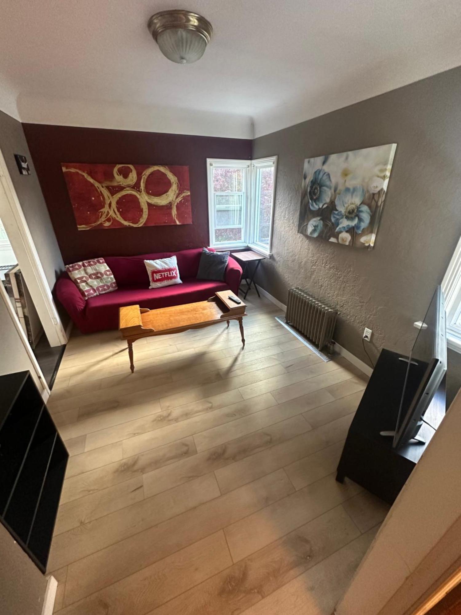Artistic Apartment Near Downtown Βικτώρια Εξωτερικό φωτογραφία