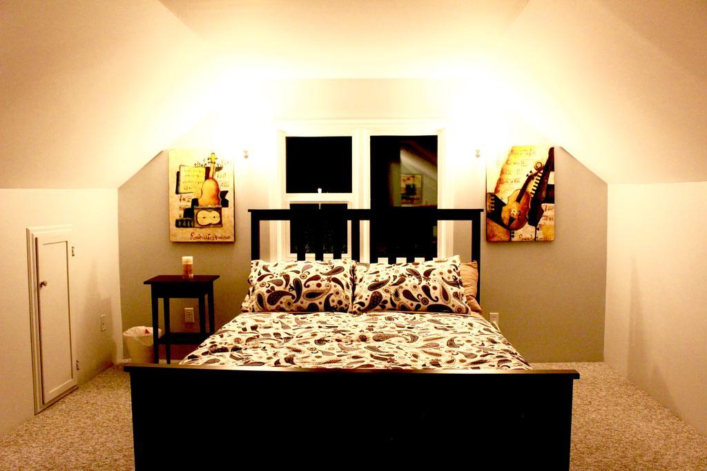 Artistic Apartment Near Downtown Βικτώρια Εξωτερικό φωτογραφία
